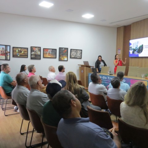 Seminário: Mundo do Trabalho