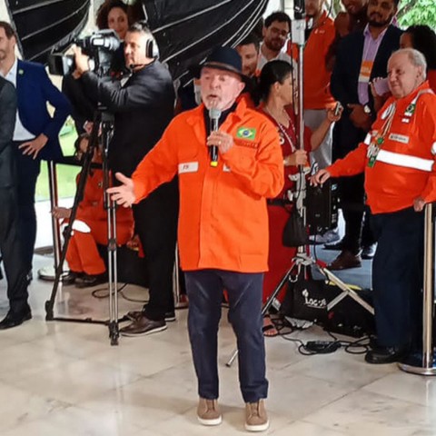 SITRAMONTI-MG faz assembleia com trabalhadores da Progen, na obra da Vallourec SITRAMONTI-MG faz assembleia com trabalhadores da Progen, na obra da Vallourec