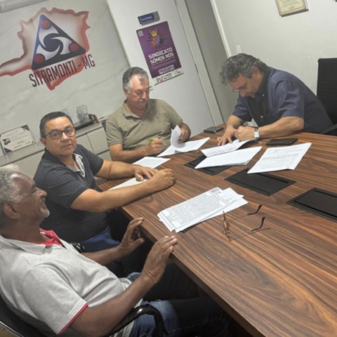 SITRAMONTI-MG e SINDUSCON-MG assinam a CCT